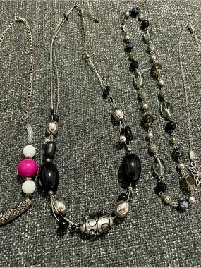 2/$25 Women’s Statement Necklaces